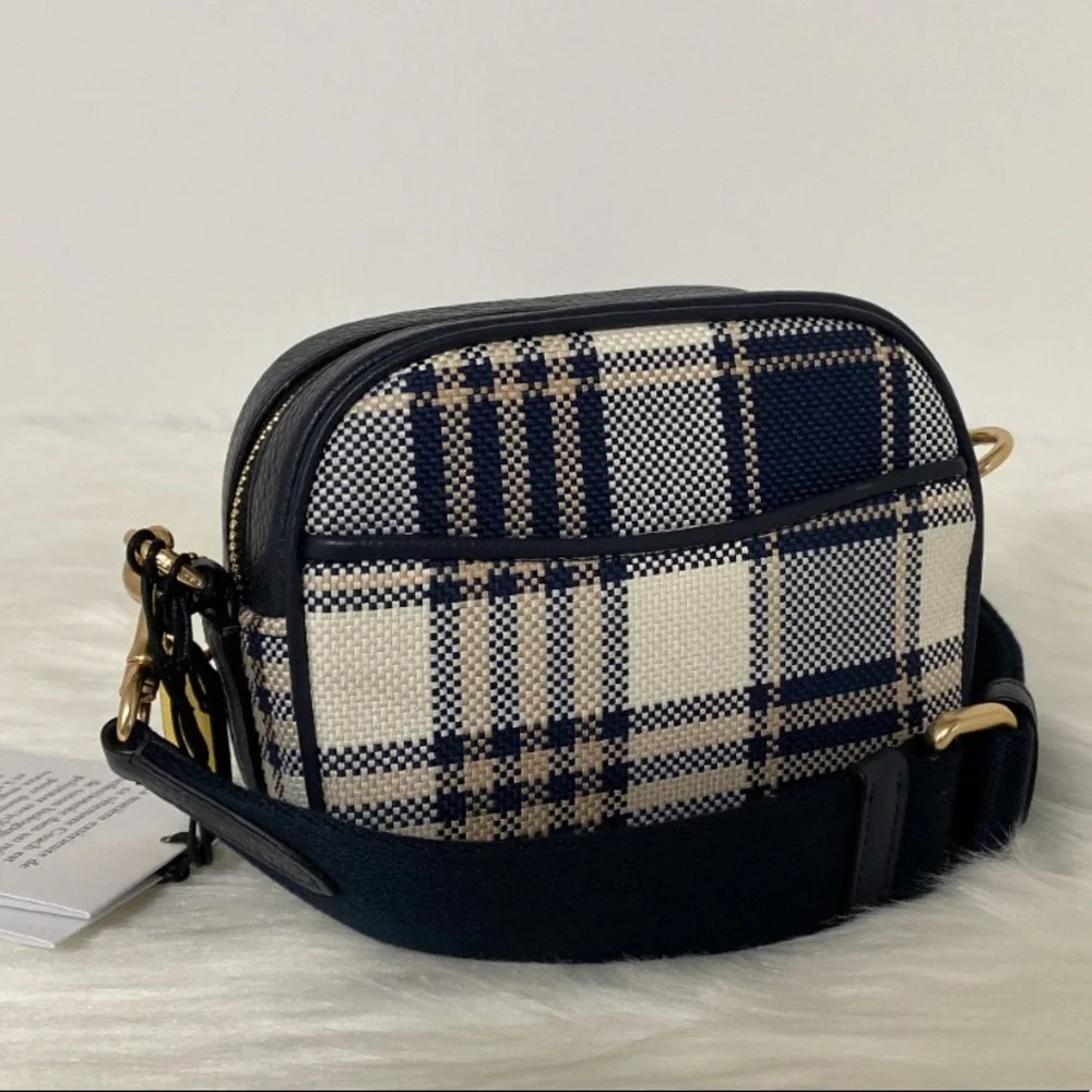 New💃Coach Mini Dempsey Camera Crossbody Bag And Coach Patch - Picture 4 of 10